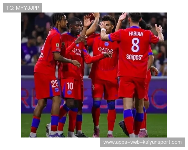 曼联欧冠挑战者强势崛起,红魔进击新高峰 曼联欧冠挑战者强势崛起,红魔进击新高峰